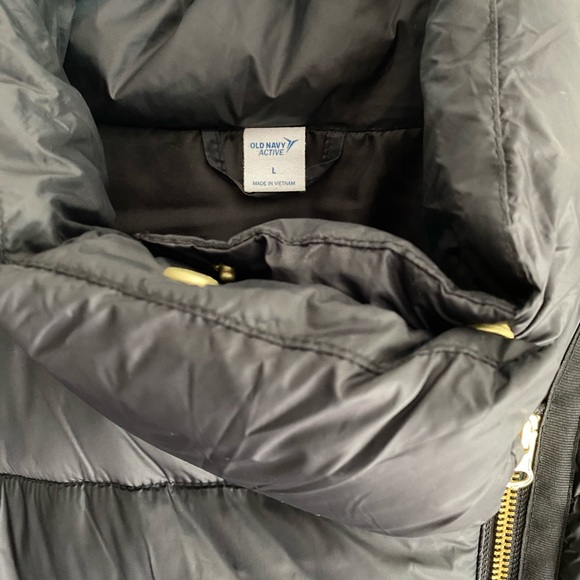 Old Navy Sporty Puffer Coat - Picture 2 of 6
